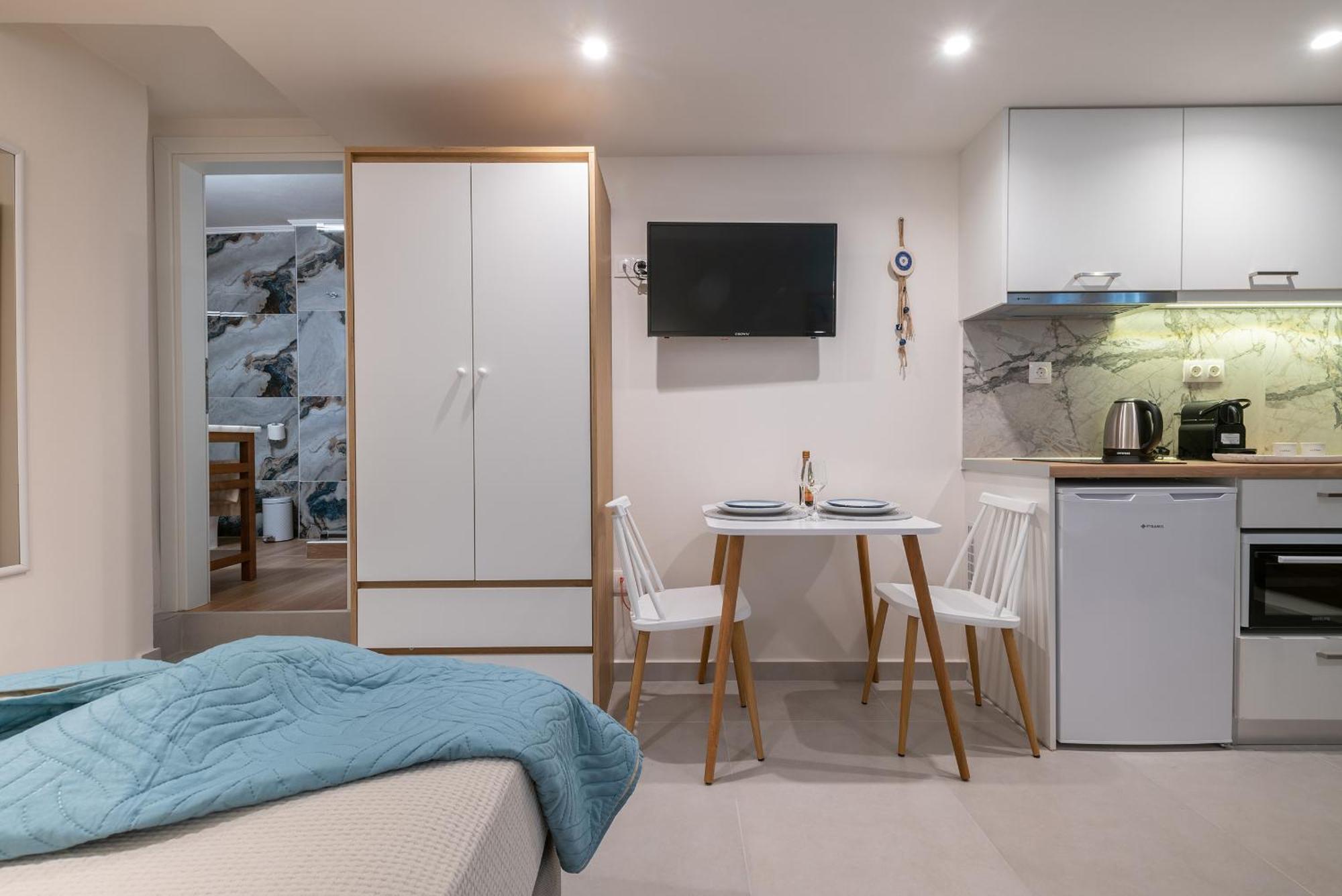 Apartment Almira Limnos 3 *